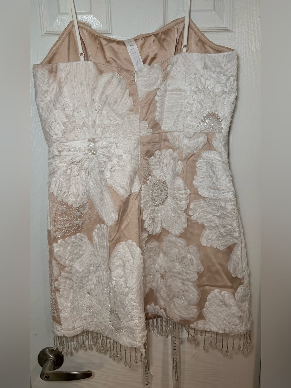 Elliatt Roxana Mini Dress in White - Picture 6 of 13